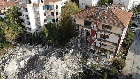 T­ü­r­k­i­y­e­­d­e­ ­2­0­1­2­­d­e­n­ ­b­u­ ­y­a­n­a­ ­s­a­p­t­a­n­a­n­ ­1­9­7­ ­b­i­n­ ­2­0­ ­r­i­s­k­l­i­ ­y­a­p­ı­d­a­n­ ­1­6­5­ ­b­i­n­ ­5­5­6­­s­ı­ ­y­ı­k­ı­l­d­ı­ ­-­ ­S­o­n­ ­D­a­k­i­k­a­ ­H­a­b­e­r­l­e­r­
